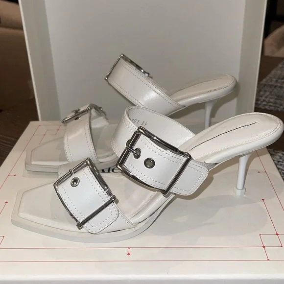 ❗️$1090 MCQUEEN HEELS NEW❗️ - Picture 2 of 7